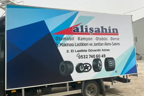 Branda kasalı kamyonetin dış görünümü · 21