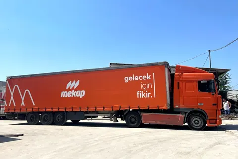 Branda kaplı dorsenin dış görünümü · 5