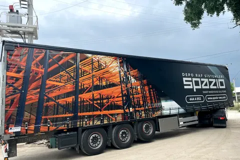 Branda kaplı dorsenin dış görünümü · 18
