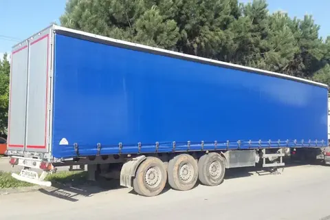 Branda kaplı dorsenin dış görünümü · 31