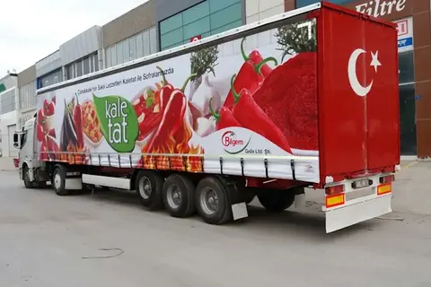 Kayar perde brandalı kamyonun dış görünümü · 33