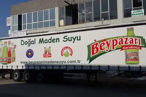 Branda kaplı dorsenin dış görünümü · 36