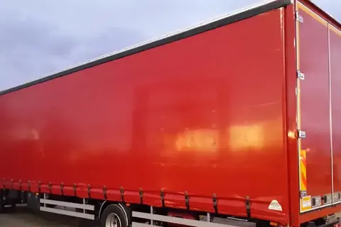 Kayar perde brandalı kamyonun dış görünümü · 72