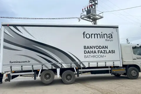Kayar perde brandalı kamyonun dış görünümü · 20