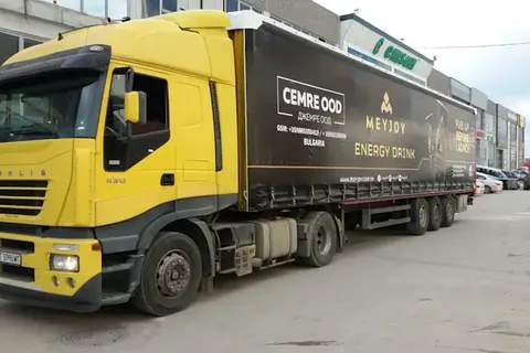 Kayar perde brandalı kamyonun dış görünümü · 110