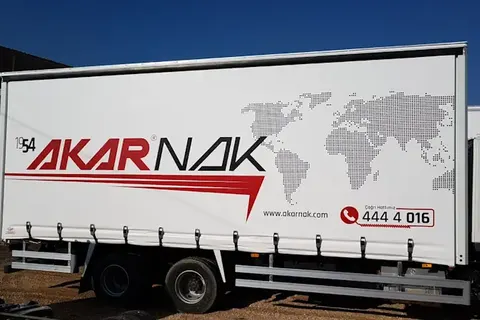 Kayar perde brandalı kamyonun dış görünümü · 104