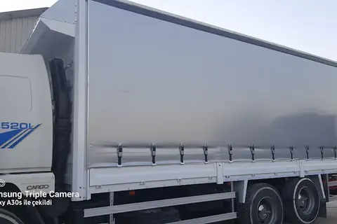 Kayar perde brandalı kamyonun dış görünümü · 85