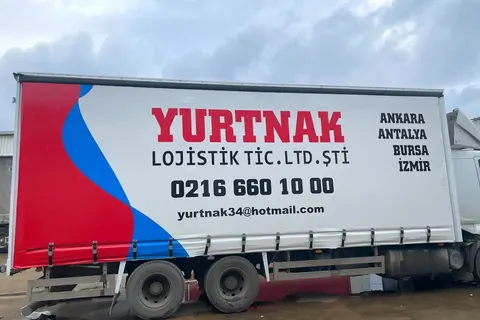 Kayar perde brandalı kamyonun dış görünümü · 18